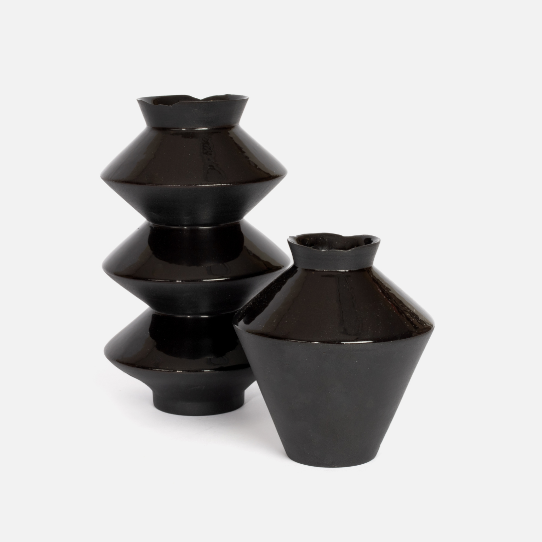 Flake-Rim Vase Z5 - Black Gloss