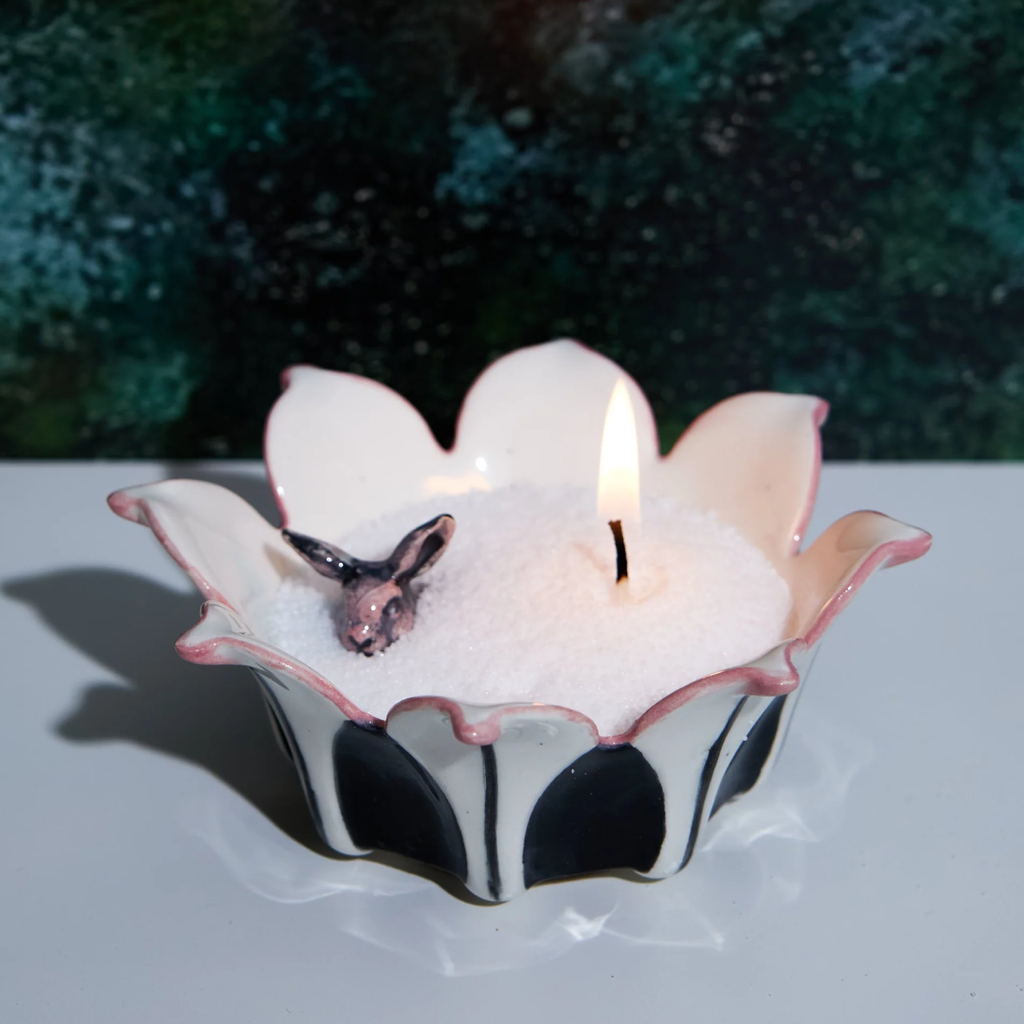 Nouveau Riverine Petal Candle