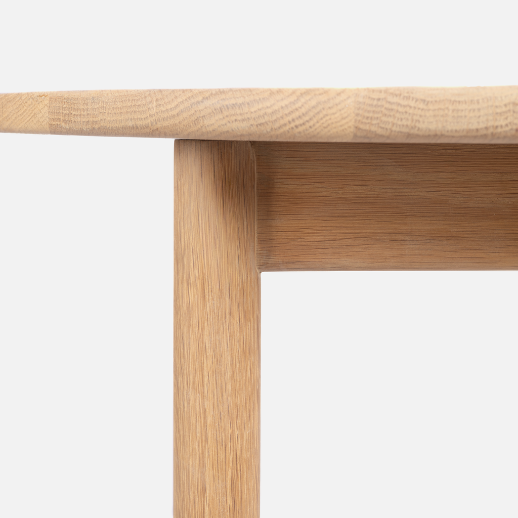 Scalla Round Dining Table