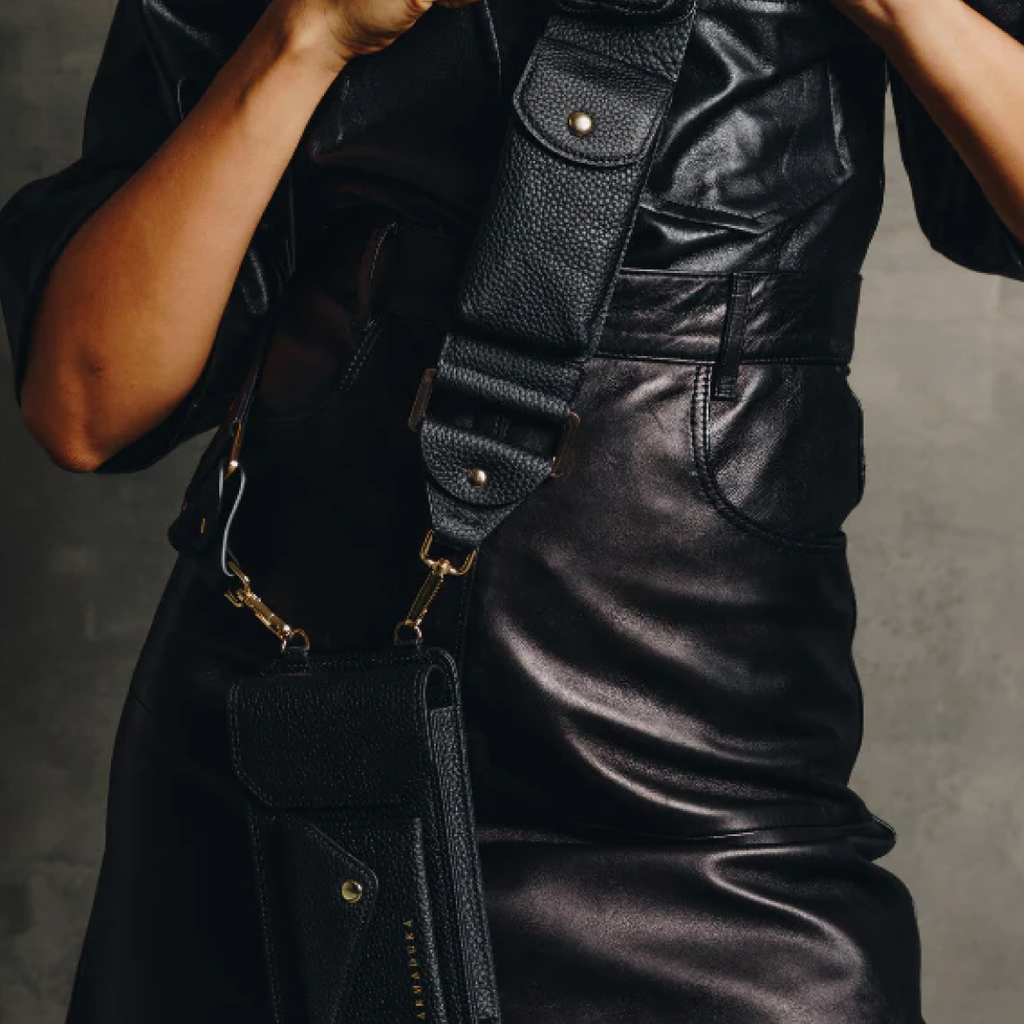 Armadura Phone Holster - Black