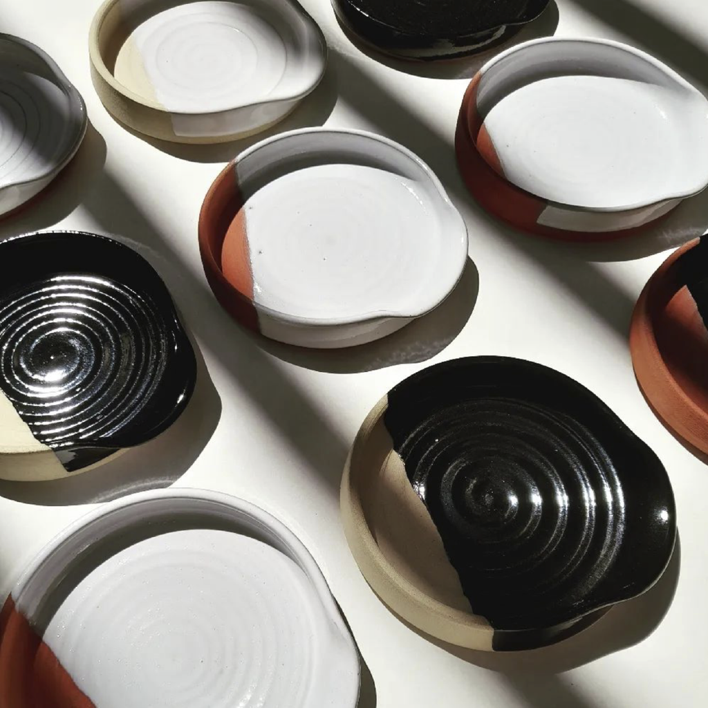 Teton Spoon Rest - Beige & White