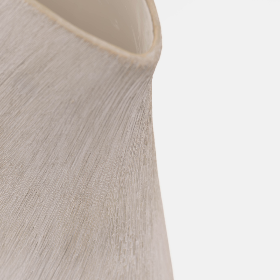 Scratched Rock Vase - Concrete