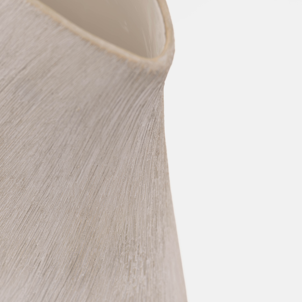 Scratched Rock Vase - Concrete