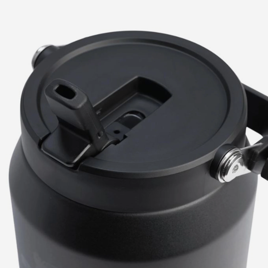 The Iceflow Flip Straw 2.0 Jug 1.9L - Black 2.0